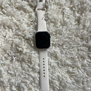 Apple Watch Series 10 GPS 42mm Starlight – Perfect Condition + 2 Bands